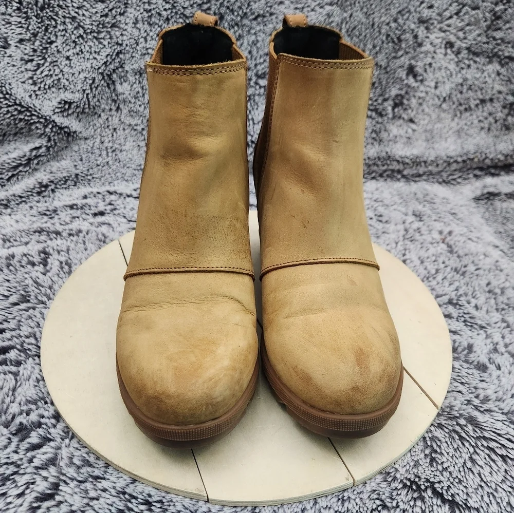 SOREL Joan of Arctic Wedge II Camel Tan Chelsea Leather Boots Women’s Size 7.5